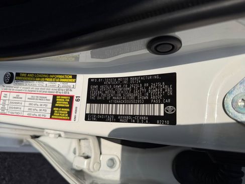 Used 2025 Toyota Camry LE image 30