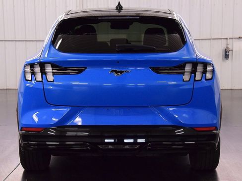 Used 2024 Ford Mustang Mach-E Premium image 6