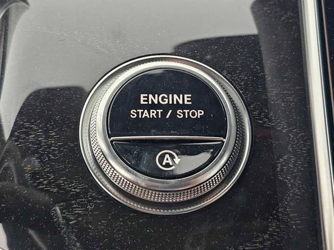 Used 2026 Mercedes-Benz GLC 300 image 29