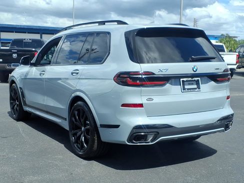 Used 2025 BMW X7 xDrive40i w/ M Sport Package image 20