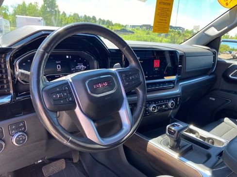 Certified 2023 GMC Sierra 1500 SLT w/ SLT Premium Plus Package AWD/4WD image 29