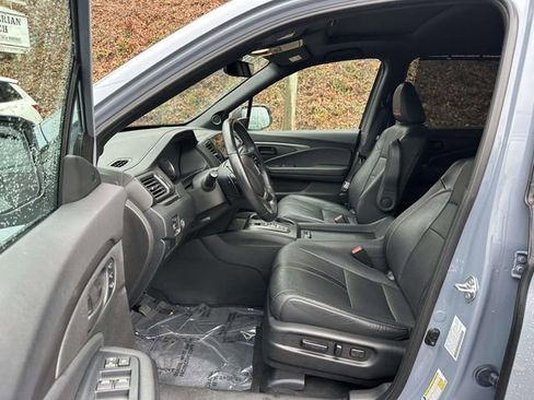 Certified 2022 Honda Pilot TrailSport image 16