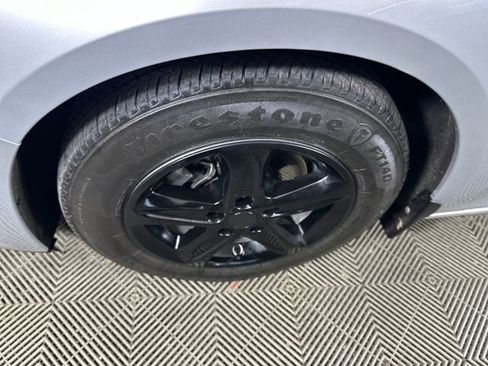 Used 2020 Chevrolet Malibu LS image 10