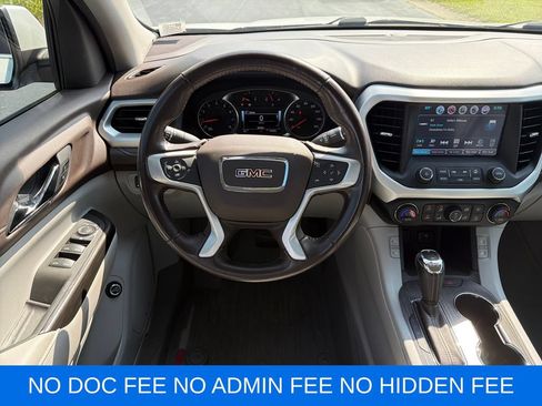Used 2019 GMC Acadia SLT w/ LPO, Floor Liner Package FWD image 15