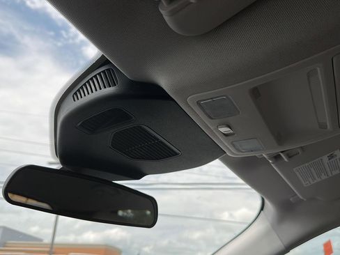 Used 2021 Ford Escape SEL image 29