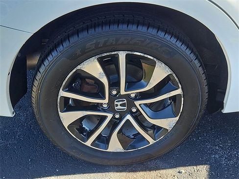 Used 2014 Honda Civic EX image 9