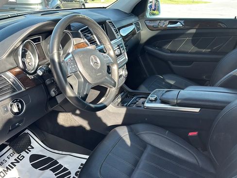 Used 2015 Mercedes-Benz GL 450 4MATIC image 25