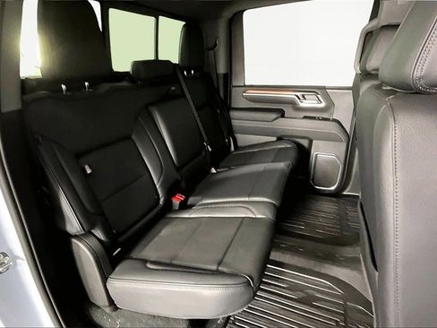 New 2026 GMC Sierra 2500 Denali w/ Denali Reserve Package image 11