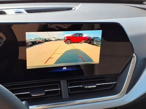 New 2026 Chevrolet Trax LT w/ Driver Confidence Package image 19