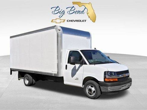New 2025 Chevrolet Express 4500 w/ Power Convenience Package image 1