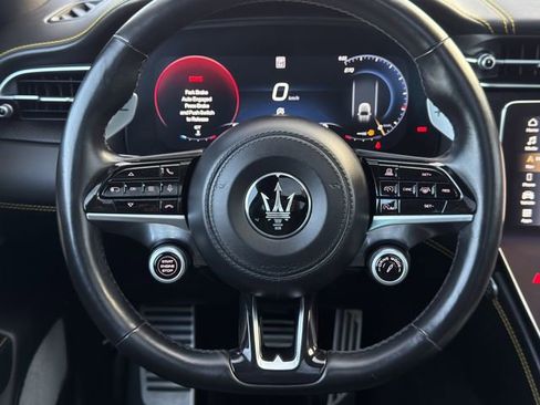 Used 2023 Maserati Grecale Modena image 13