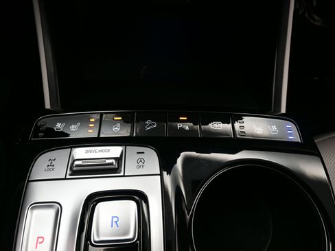 Certified 2022 Hyundai Tucson Limited w/ Cargo Package image 22