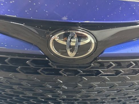 Used 2023 Toyota Corolla SE image 6