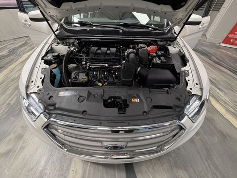 Used 2018 Ford Taurus SEL image 52