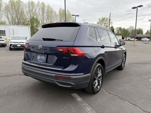 Used 2023 Volkswagen Tiguan SE image 5