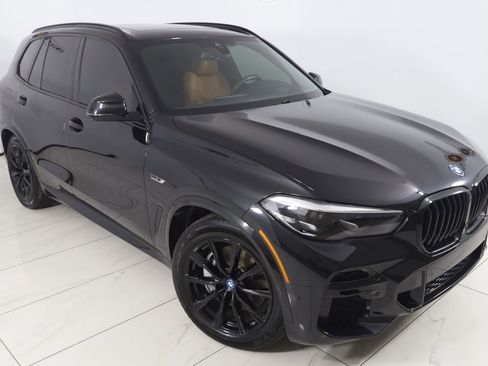 Used 2023 BMW X5 xDrive45e w/ M Sport Package image 19
