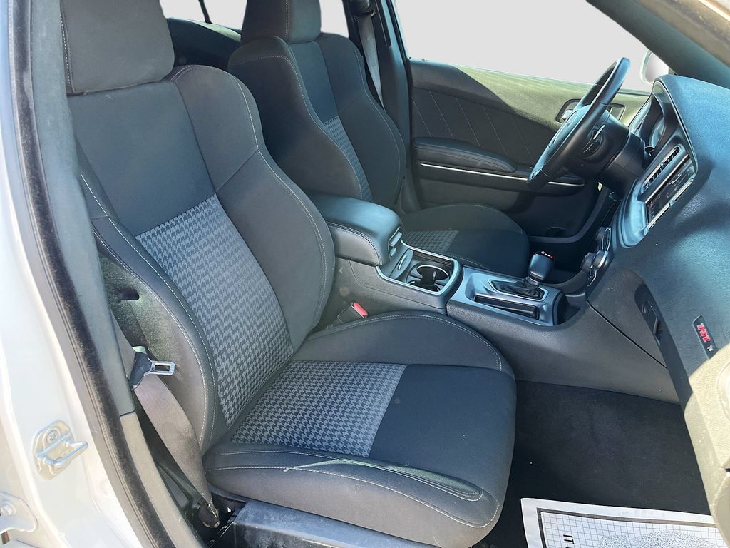 Used 2023 Dodge Charger Scat Pack w/ Navigation & Travel Group RWD image 27