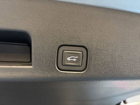 New 2026 Chevrolet Traverse LT AWD/4WD image 9