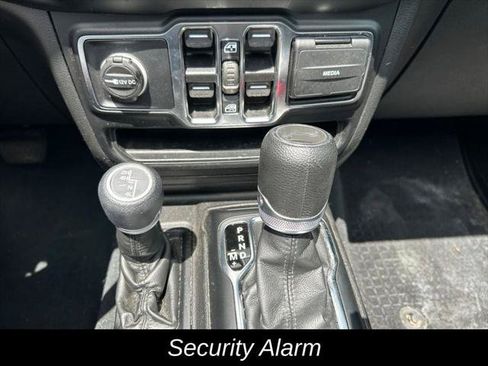 Certified 2022 Jeep Wrangler Unlimited Sport AWD/4WD image 28