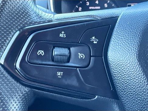 Used 2023 Chevrolet TrailBlazer LT w/ Convenience Package image 9