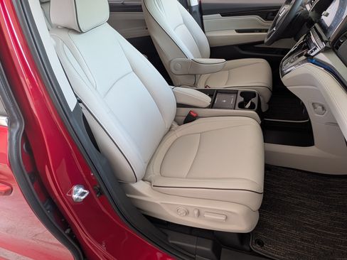 Used 2026 Honda Odyssey Touring image 22