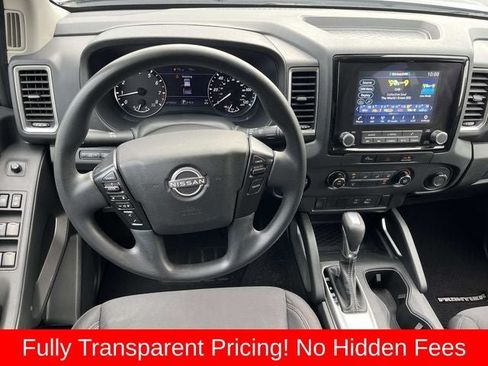 Used 2023 Nissan Frontier SV AWD/4WD image 12