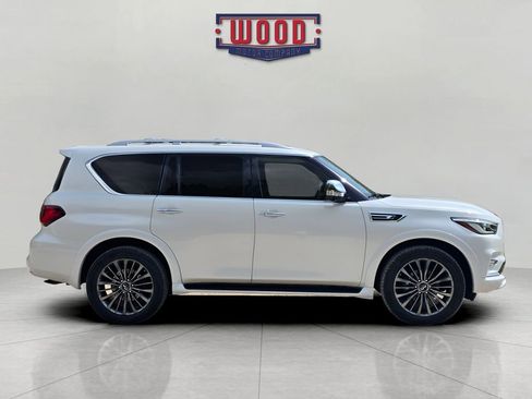 Used 2023 INFINITI QX80 Sensory w/ All-Season Package AWD/4WD image 2