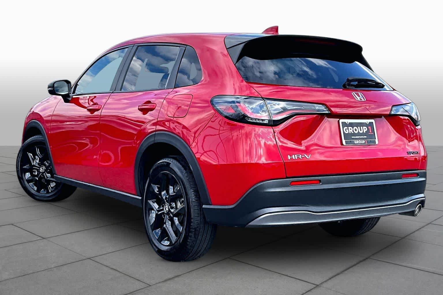 Used 2025 Honda HR-V Sport image 12