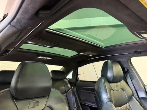 Used 2020 Audi S8 L AWD/4WD image 29