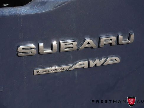 Used 2025 Subaru Outback Limited AWD/4WD image 4