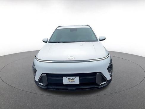 Used 2025 Hyundai Kona SEL image 4