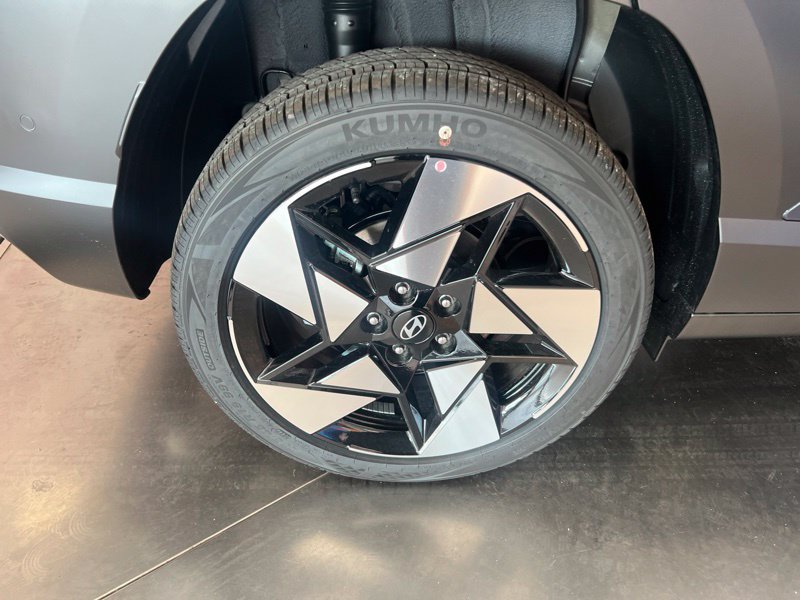 New 2027 Hyundai Kona Limited AWD/4WD image 10