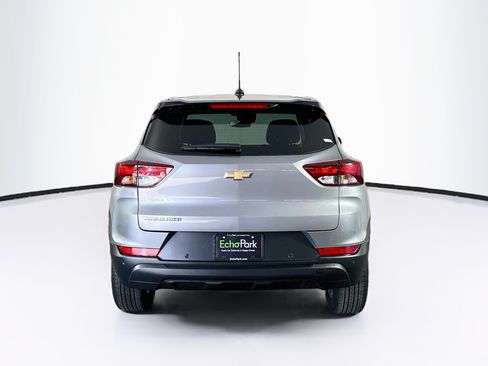 Used 2024 Chevrolet TrailBlazer LS w/ LS Convenience Package FWD image 7