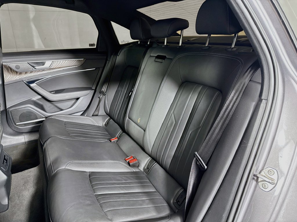 Used 2021 Audi A6 Premium Plus w/ Premium Plus Package AWD/4WD image 32
