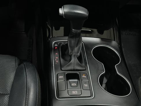 Used 2020 Kia Sorento SX FWD image 29