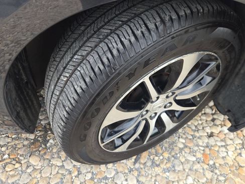 Used 2015 Acura TLX FWD image 11