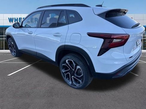 Certified 2024 Chevrolet Trax RS w/ Driver Confidence Package image 3