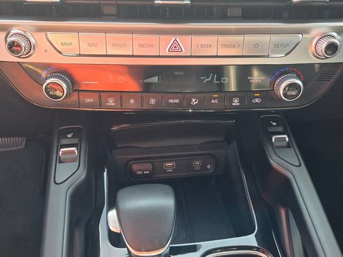 Used 2023 Kia Telluride S w/ S Sunroof Package AWD/4WD image 21