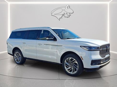 New 2026 Lincoln Navigator L Reserve image 5