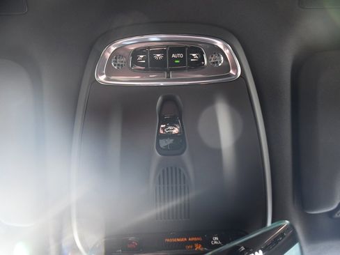 Used 2018 Volvo XC60 T5 Inscription w/ Luxury Seat Package image 30