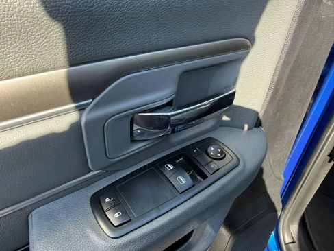 Used 2015 RAM 1500 Express AWD/4WD image 13