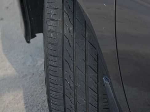 Used 2018 Honda Accord Touring image 29