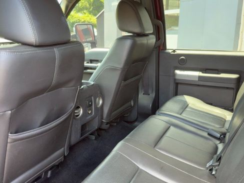 Used 2011 Ford F250 Lariat w/ Lariat Ultimate Pkg AWD/4WD image 10