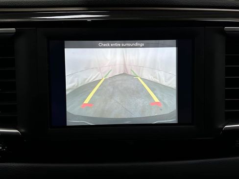 Used 2021 Chrysler Voyager Lxi image 24