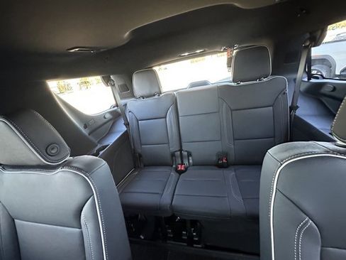 New 2026 GMC Yukon Elevation w/ Elevation Premium Package image 28