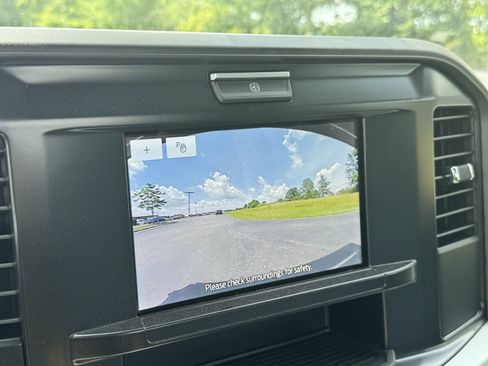 New 2025 Ford F450 XL w/ XL Chrome Package image 19