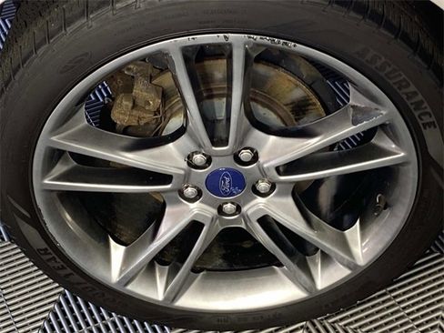 Used 2014 Ford Fusion Titanium image 29