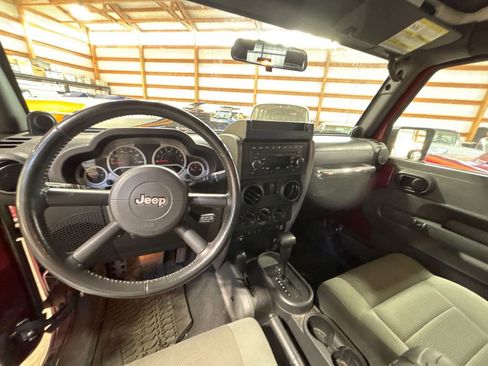 Used 2007 Jeep Wrangler Rubicon w/ PWR Convenience Group image 12