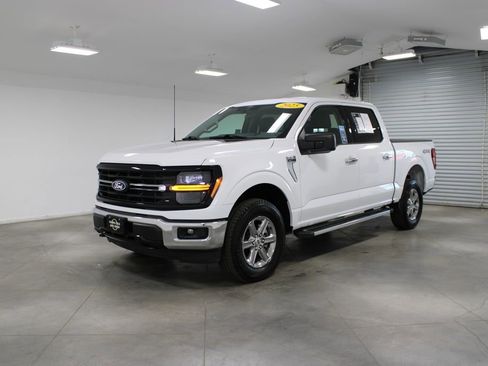 Used 2025 Ford F150 XLT w/ Equipment Group 301A Standard image 4