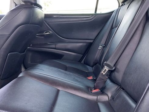 Used 2019 Lexus ES 350 image 14
